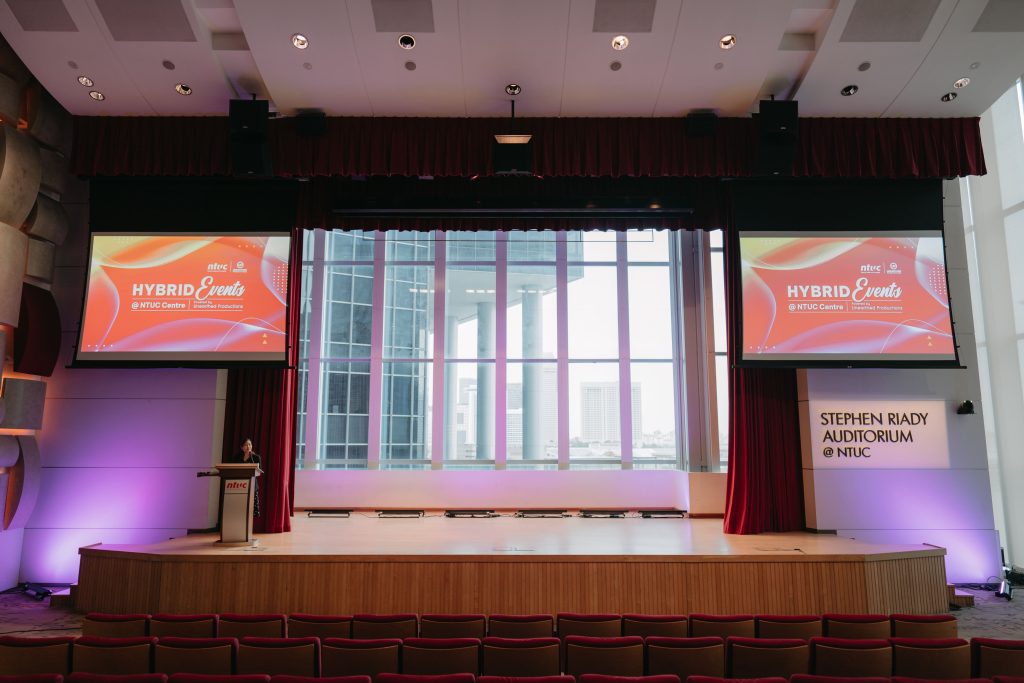 Auditorium - Talk with Singapore Marina Bay skyline