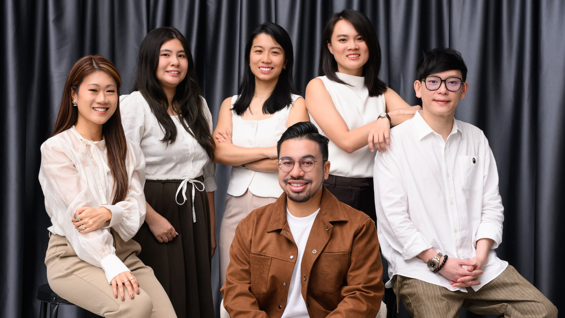 Adam Piperdy (Founder & Chief Experience Officer, UPGroup Asia) and Jasmine Ho (Founder & Managing Partner, The MasterPlan) pictured with their leadership teams